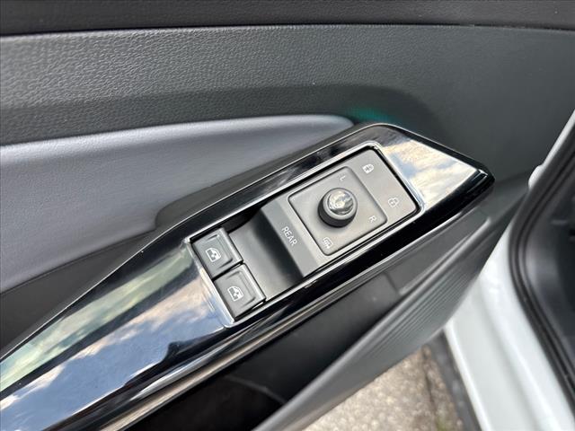 2022 Volkswagen ID.4 Pro - Photo 22