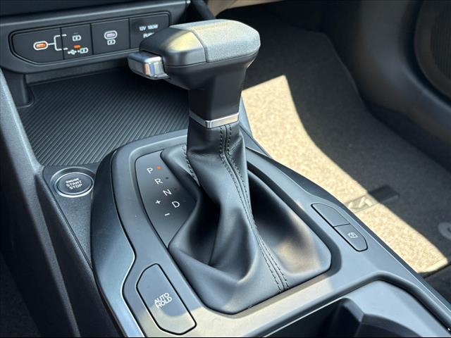 2025 Kia K4 LXS - Photo 23