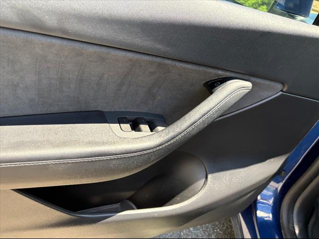 2021 Tesla Model Y Long Range - Photo 23