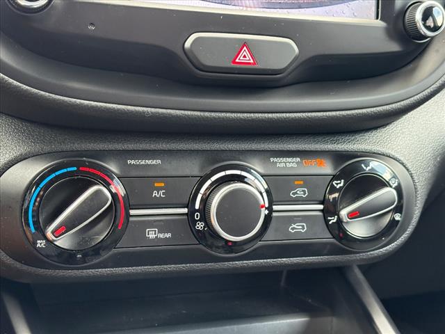 2023 Kia Soul LX - Photo 23