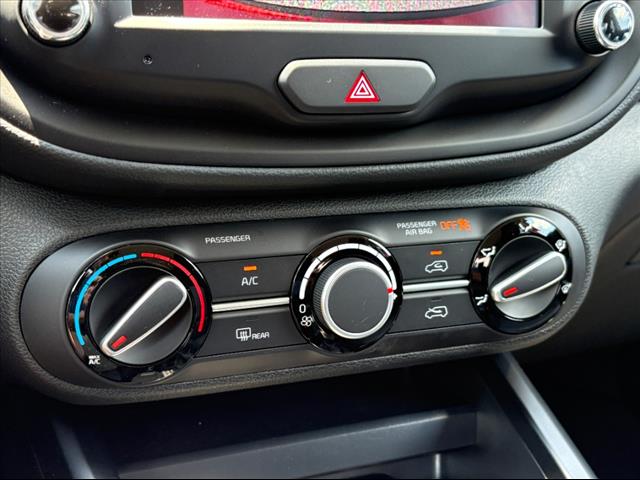 2025 Kia Soul LX - Photo 23