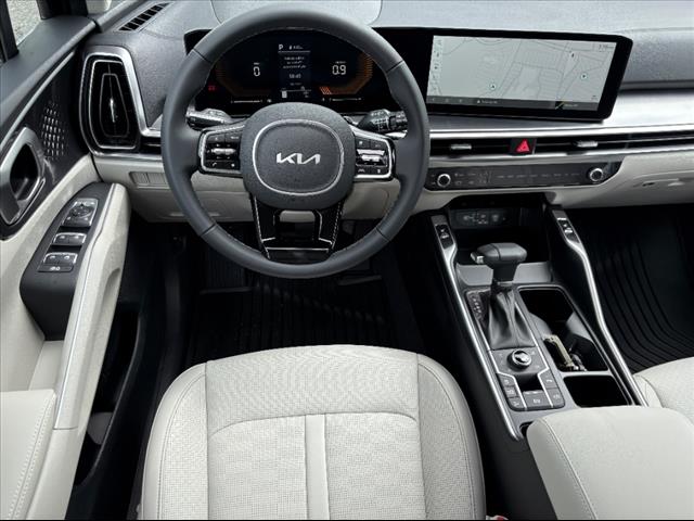 2025 Kia Sorento S - Photo 24