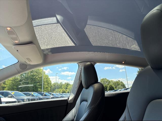 2021 Tesla Model Y Long Range - Photo 24