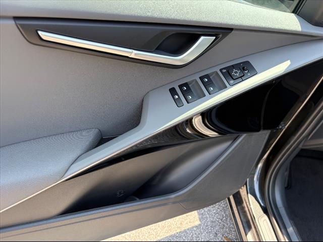 2025 Kia Niro EX - Photo 25