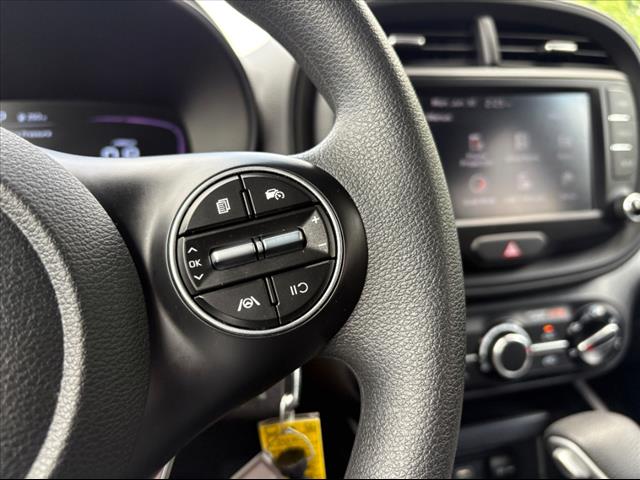 2023 Kia Soul LX - Photo 25