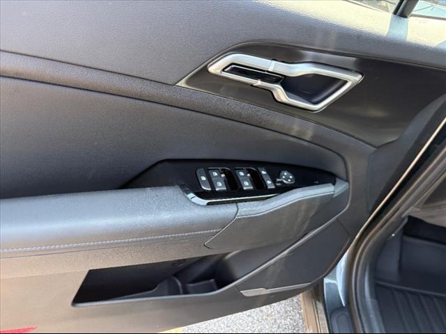 2025 Kia Sportage Hybrid EX - Photo 25