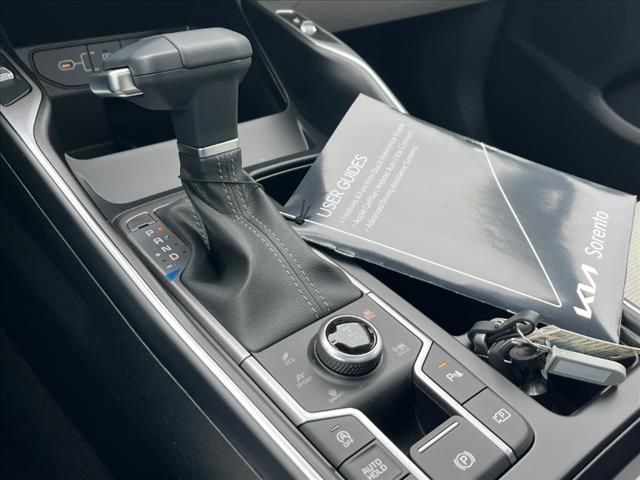2025 Kia Sorento EX - Photo 26