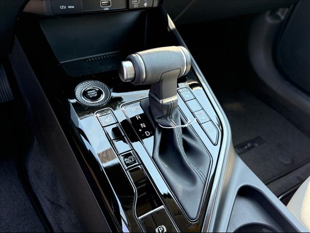 2025 Kia Niro EX - Photo 26