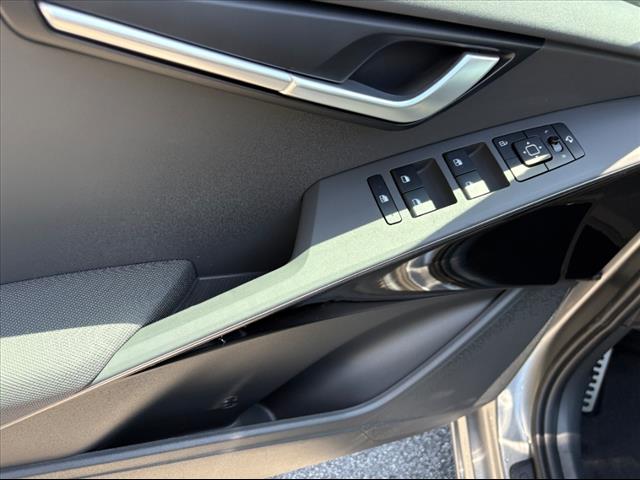2025 Kia Niro EX Touring - Photo 26