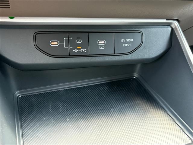 2025 Kia Carnival LXS - Photo 26