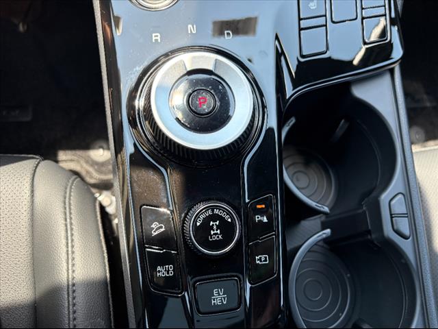 2025 Kia Sportage Plug-In Hybrid X-Line - Photo 26
