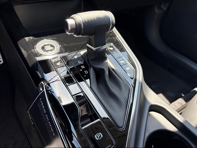 2025 Kia Niro EX Touring - Photo 27