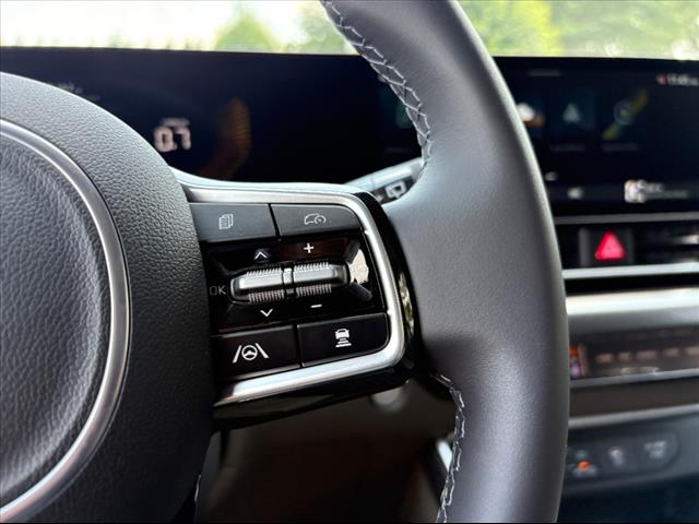 2025 Kia Carnival LXS - Photo 27