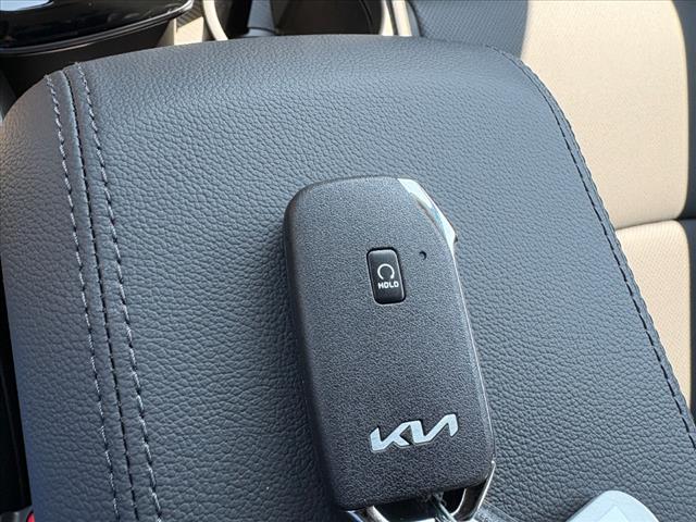 2025 Kia Sportage Hybrid EX - Photo 27