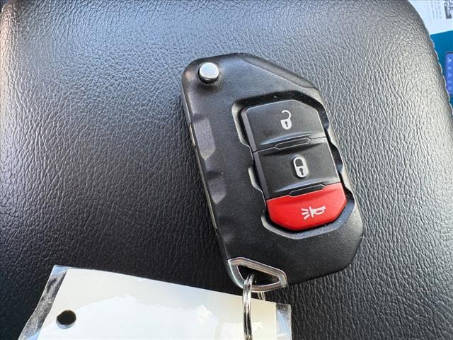 2023 Jeep Wrangler Sahara - Photo 28