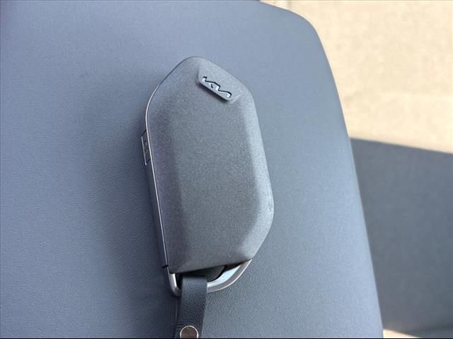 2025 Kia K4 LXS - Photo 28