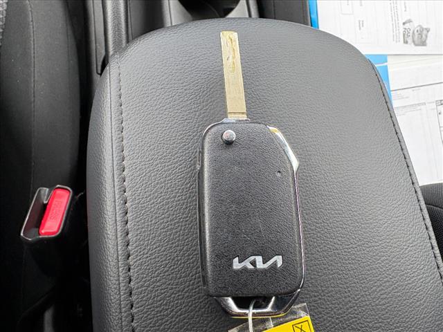 2023 Kia Soul LX - Photo 28