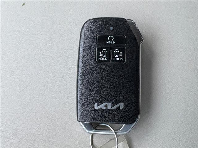 2023 Kia Carnival LX - Photo 28