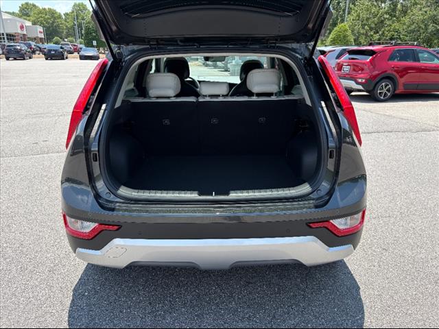 2025 Kia Niro EX - Photo 29