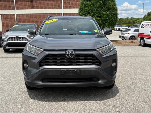 2019 Toyota RAV4 XLE - Photo 2