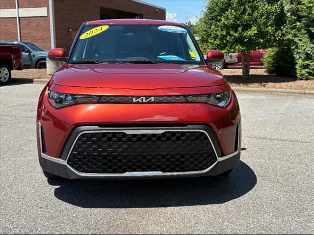 2024 Kia Soul LX - Photo 2