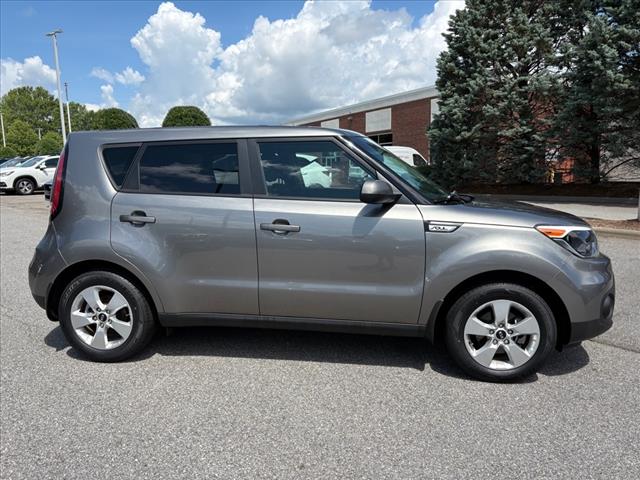 2017 Kia Soul Base - Photo 2