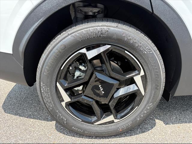 2026 Kia Sportage EX - Photo 30