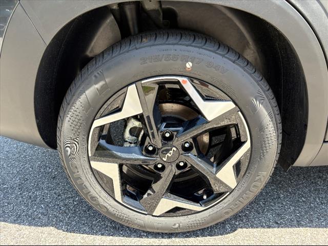 2025 Kia Seltos EX - Photo 30