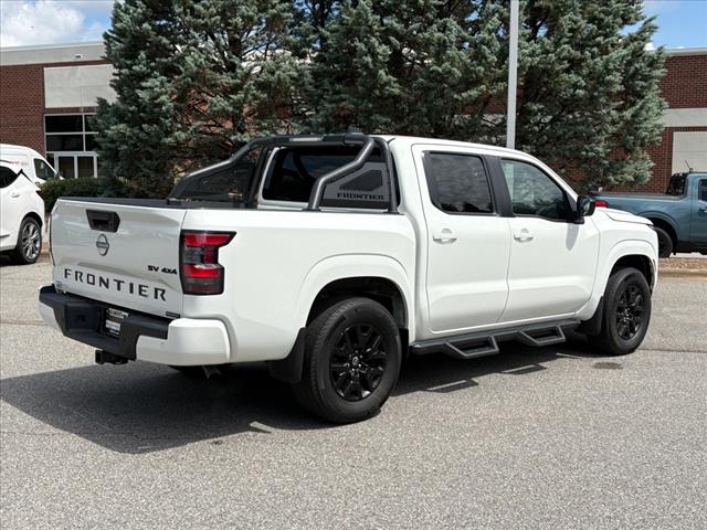 2023 Nissan Frontier SV - Photo 3