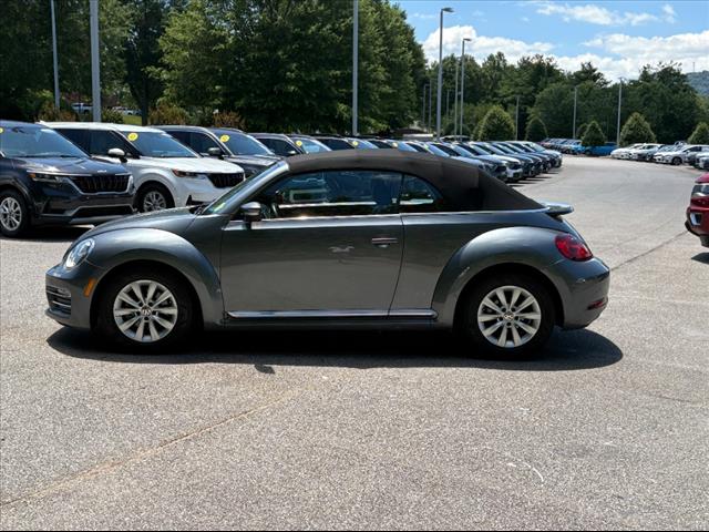 2018 Volkswagen Beetle Convertible SE - Photo 3