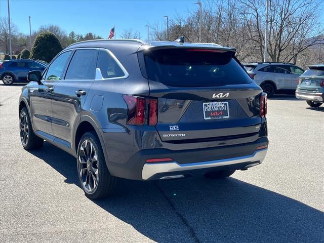 2025 Kia Sorento EX - Photo 3