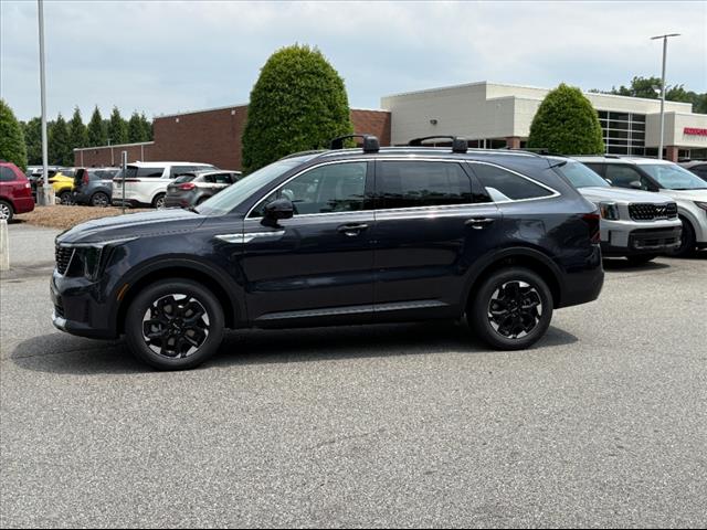2025 Kia Sorento S - Photo 3