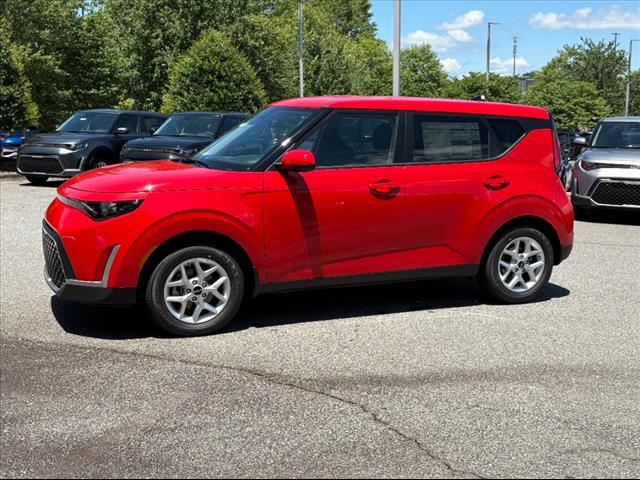 2025 Kia Soul LX - Photo 3