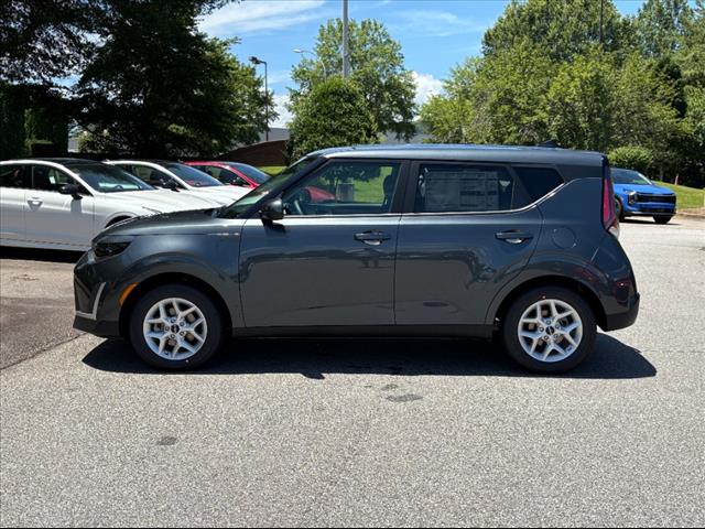 2025 Kia Soul LX - Photo 3