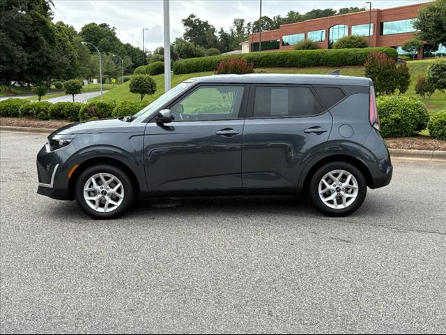 2024 Kia Soul LX - Photo 3