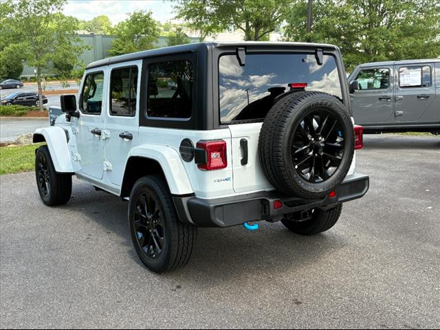 2023 Jeep Wrangler Sahara - Photo 4