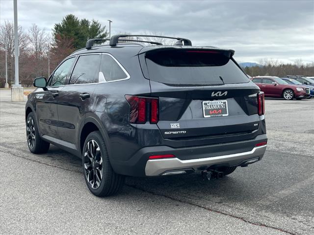 2025 Kia Sorento EX - Photo 4