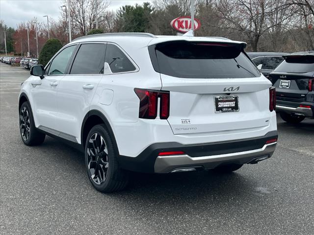 2025 Kia Sorento EX - Photo 4