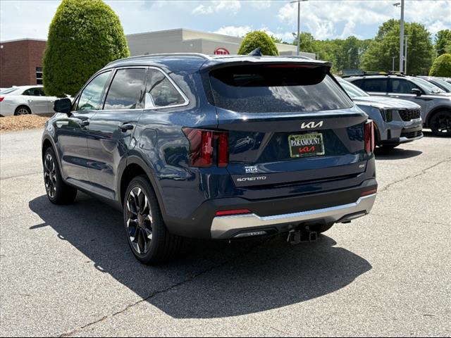 2025 Kia Sorento EX - Photo 4