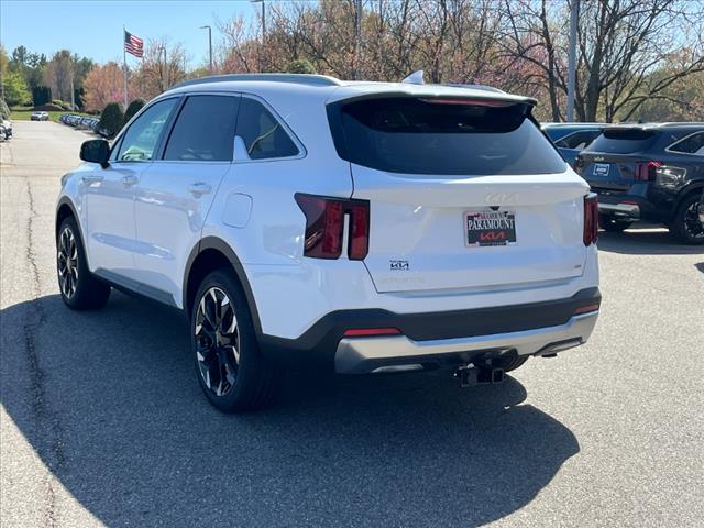 2025 Kia Sorento EX - Photo 4