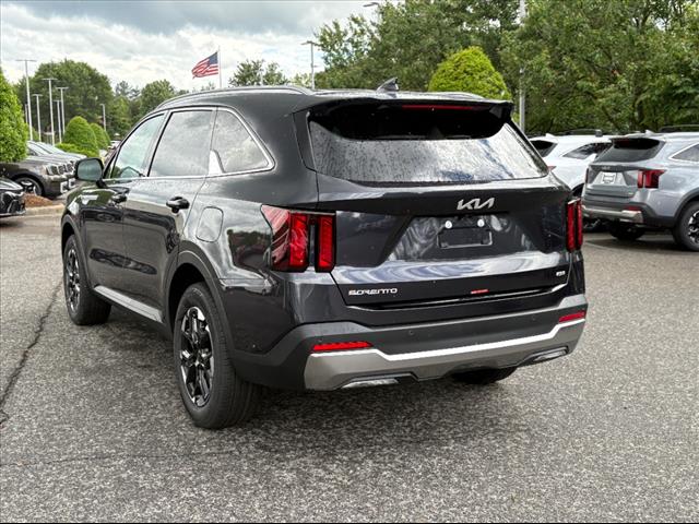 2025 Kia Sorento S - Photo 4
