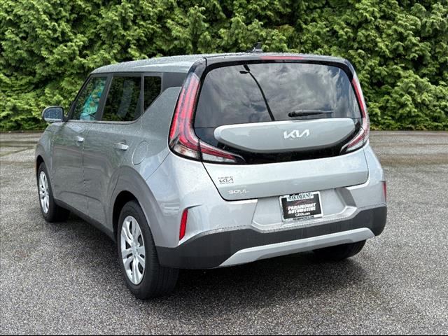 2023 Kia Soul LX - Photo 4