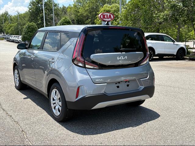 2025 Kia Soul LX - Photo 4