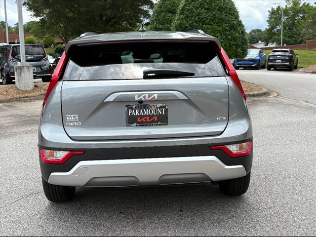 2025 Kia Niro EX - Photo 5