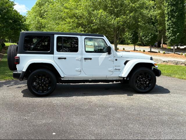 2023 Jeep Wrangler Sahara - Photo 6