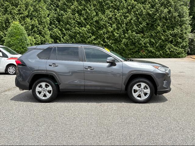 2019 Toyota RAV4 XLE - Photo 6