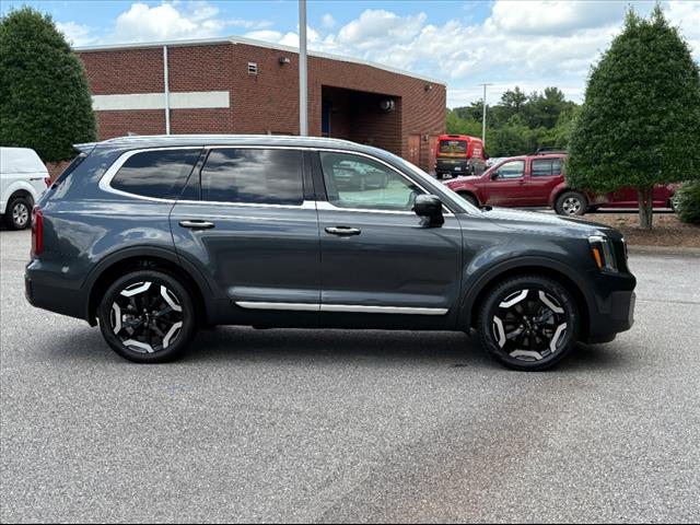 2023 Kia Telluride S - Photo 6