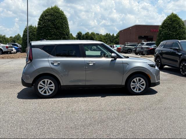 2025 Kia Soul LX - Photo 6