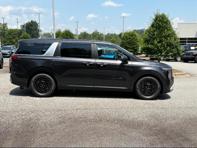 2025 Kia Carnival LXS - Photo 6