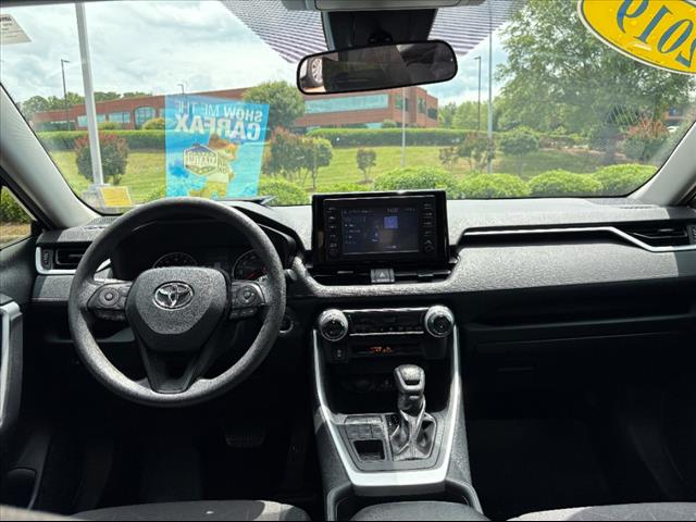 2019 Toyota RAV4 XLE - Photo 7